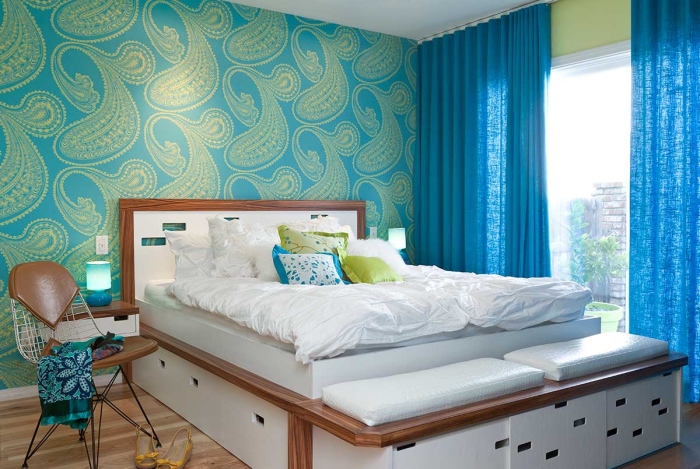 Colorful-Mid-Century-Modern-bedroom
