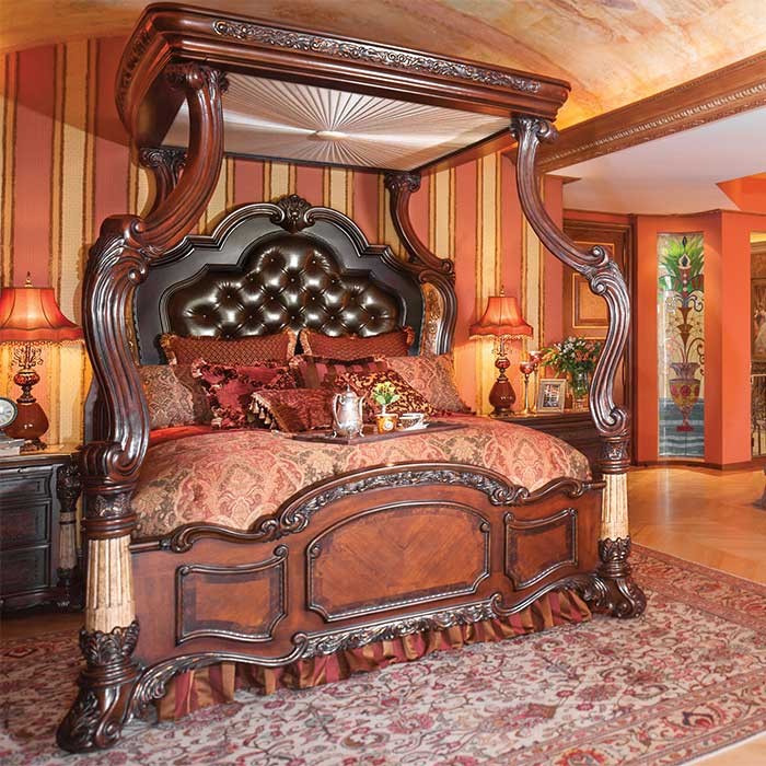 Victorian style canopy bed