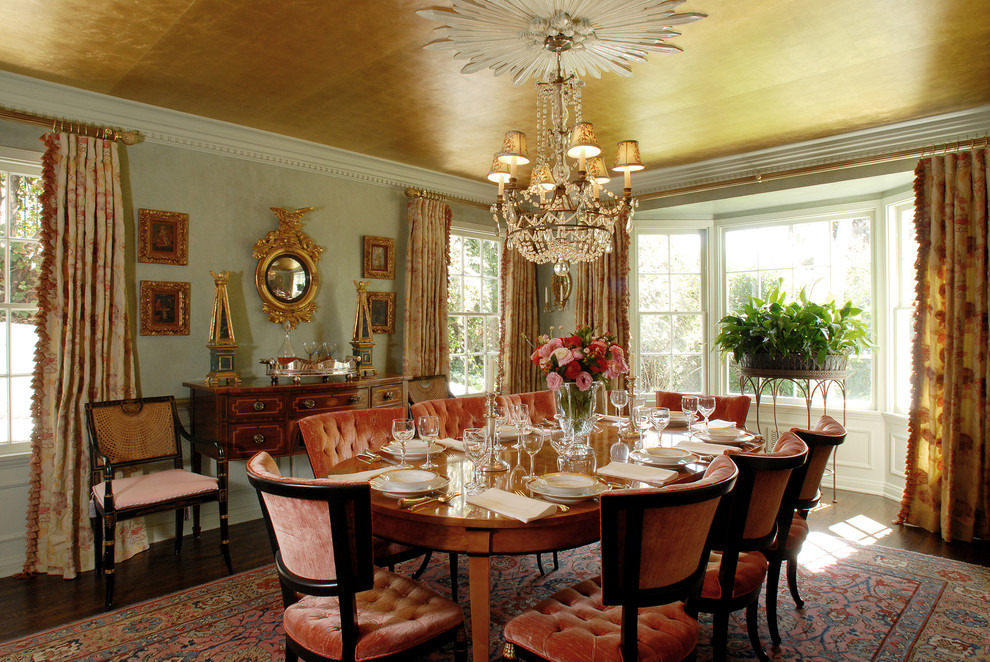 French Style Dining with Bay window