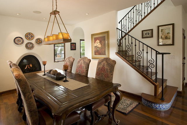 Dining-room-with-a-fireplace