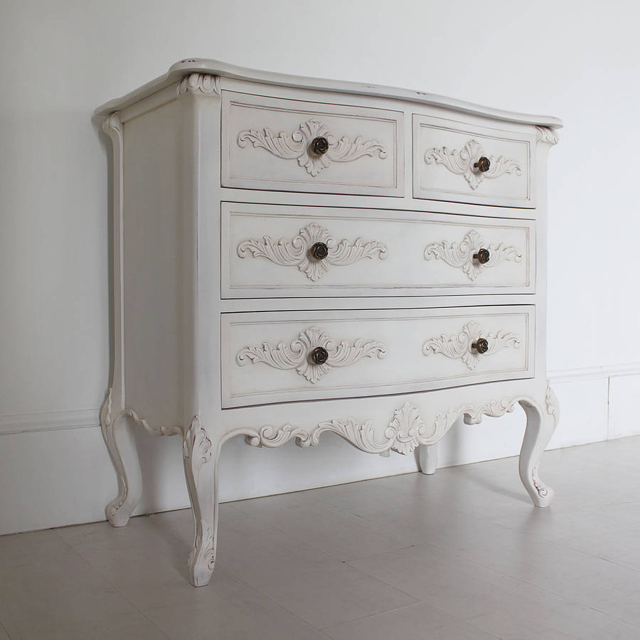 Classic four drawer chest