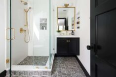 Beverly Glen – Transitional – Bathroom – Los Angeles