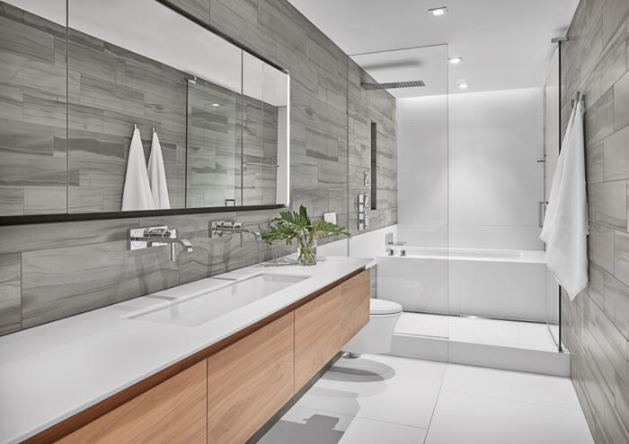 GOLD COAST PENTHOUSE – Contemporary – Bathroom – Chicago – by dSPACE Stu ...